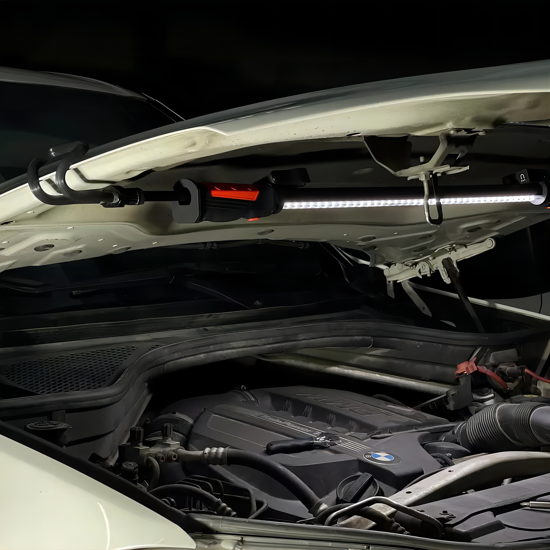 Rechargeable Underhood Light