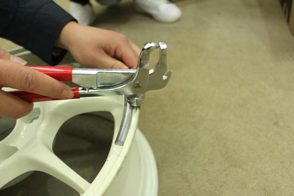235mm Wheel Blance Pliers