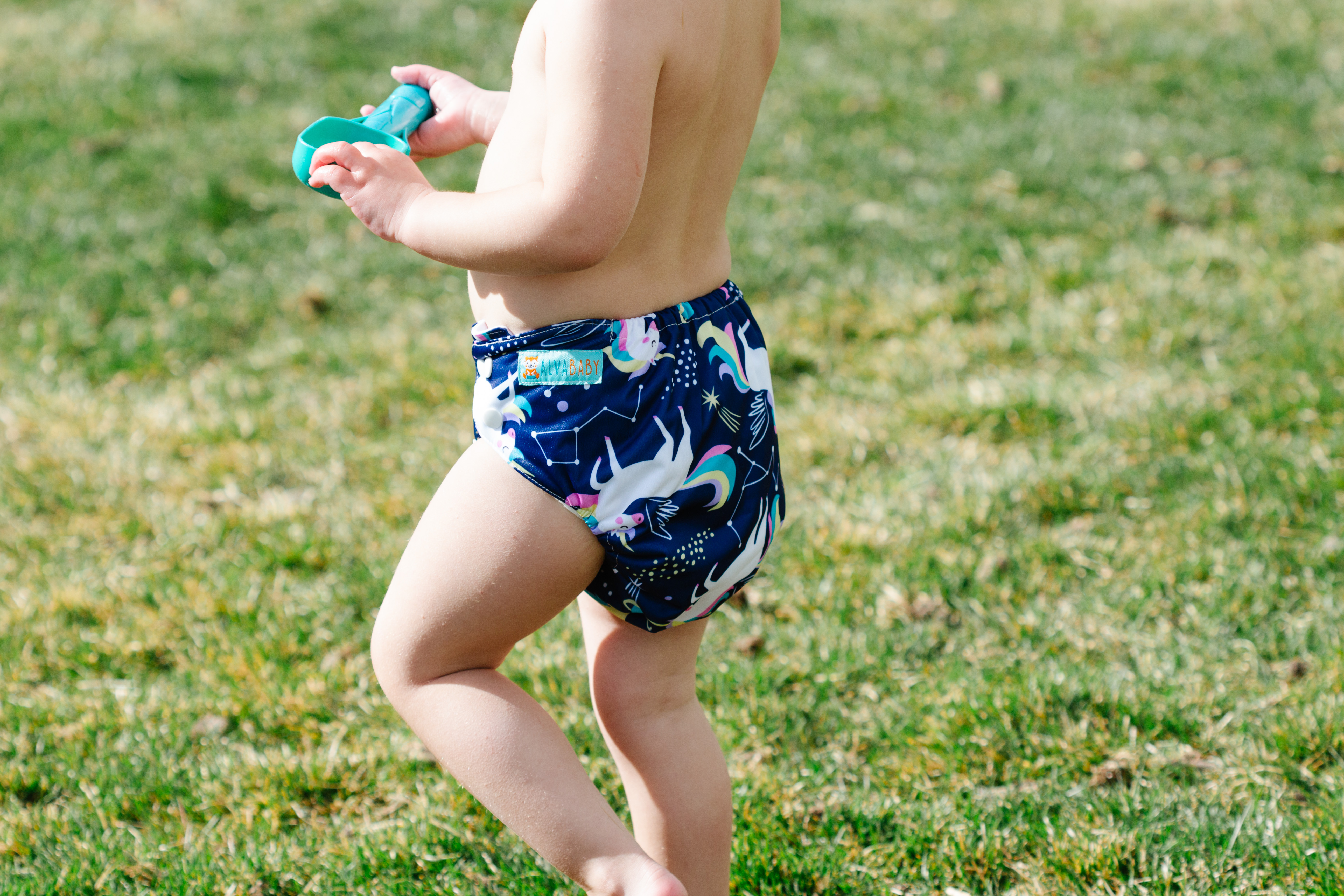 ALVABABY Print Cloth Diaper - One Size Adjustable Washable & Reusable Diaper for Babies and Toddlers (Unicorn, H152A)