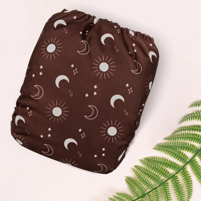 ALVABABY AWJ Lining Cloth Diaper with Tummy Panel for Babies -Moon & Sun (WJT-EW08A)
