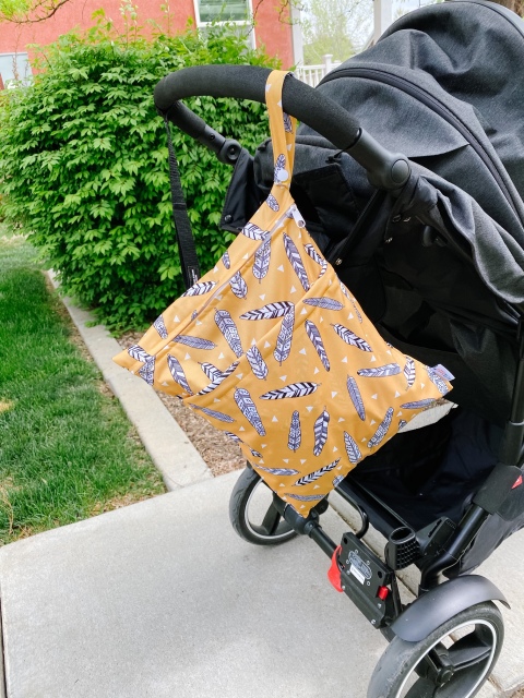 ALVABABY Diaper Wet/Dry Bag Waterproof Reusable with Two Zippered Pockets for Cloth Diapers, Swimsuits, Travel, and Gym (L-H006A)