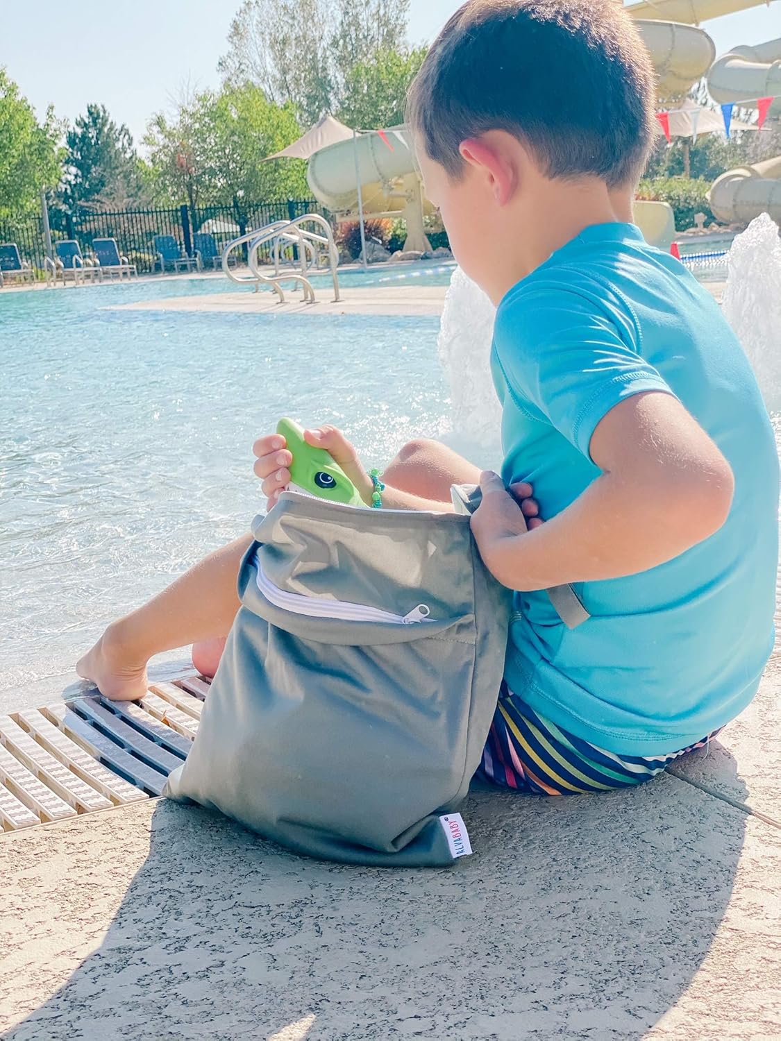 (MCF) 2-Pack Waterproof Diaper Wet Dry Bags (Grey & Black, L2629A)