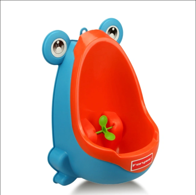 Foryee Cute Frog Potty Training Urinal for Boys with Funny Aiming Target - Blackish Green