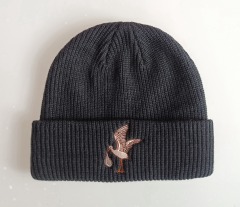 Custom black & grey beanie knitted hat with high quality embroidery logo for winter cool hat