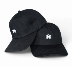 Wholesale Custom 6 Panel Sport Black Cap Custom Embroidery Logo Curved Brim Men's Women Sport Unstructured Baseball Cap Hats