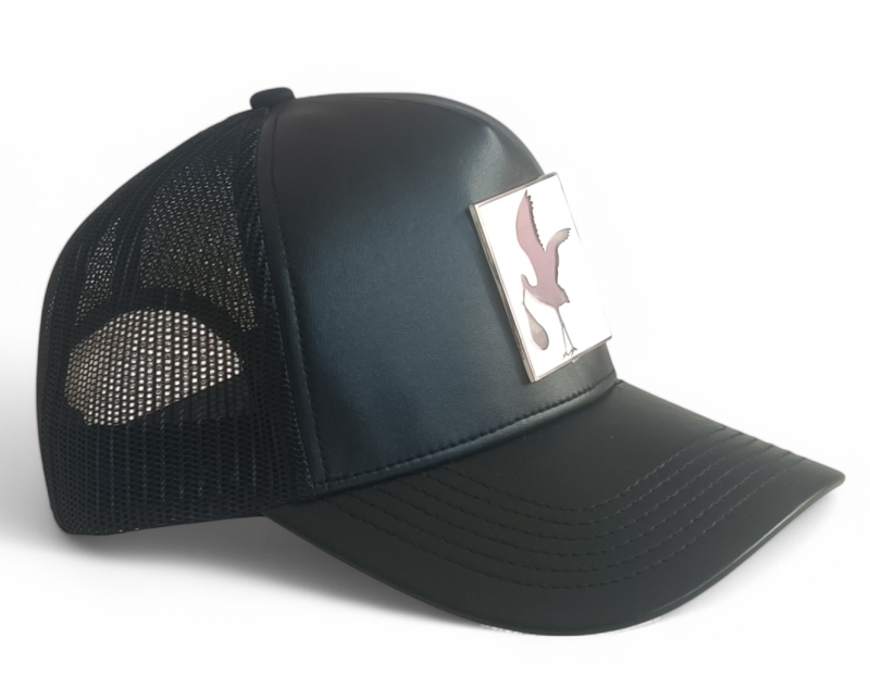 Custom black leather mesh hat metal patch logo high quality trucker cap hat