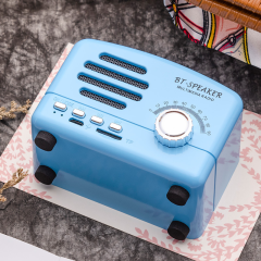 Retro Bluetooth Speaker