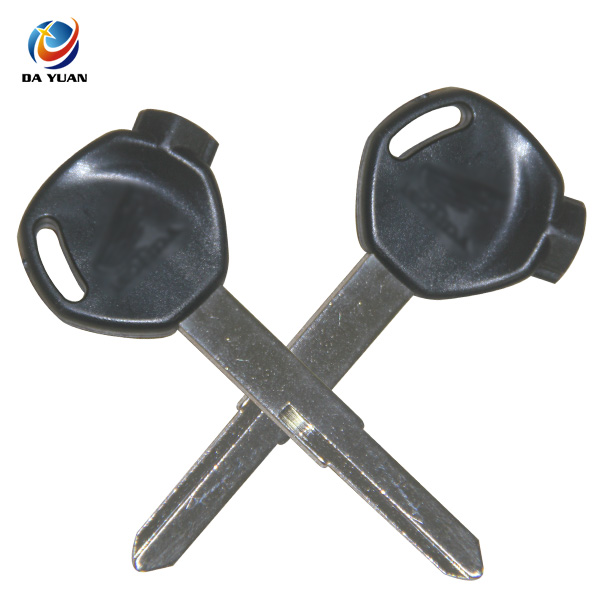 AS038018 for Honda Motorcycle transponder key blank( with right blade)