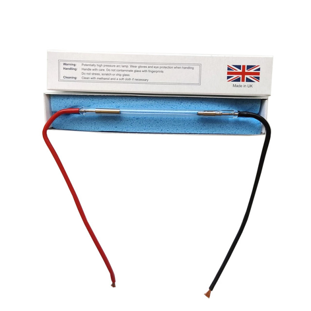UK FirstLight F1360B IPL SHR Lamp.9*65*120 with wires , same as F940, F1360 in sizes and parameters, can replace Heraeus NL7239