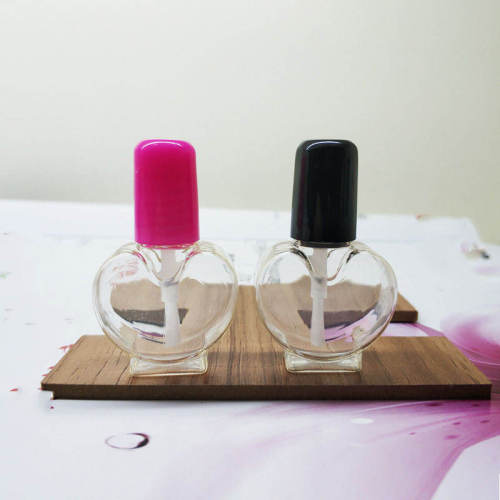6ml Mini Cute Heart Shape Plastic Nail Polish Bottle For Children Empty PETG Nail Polish Bottles With Brush