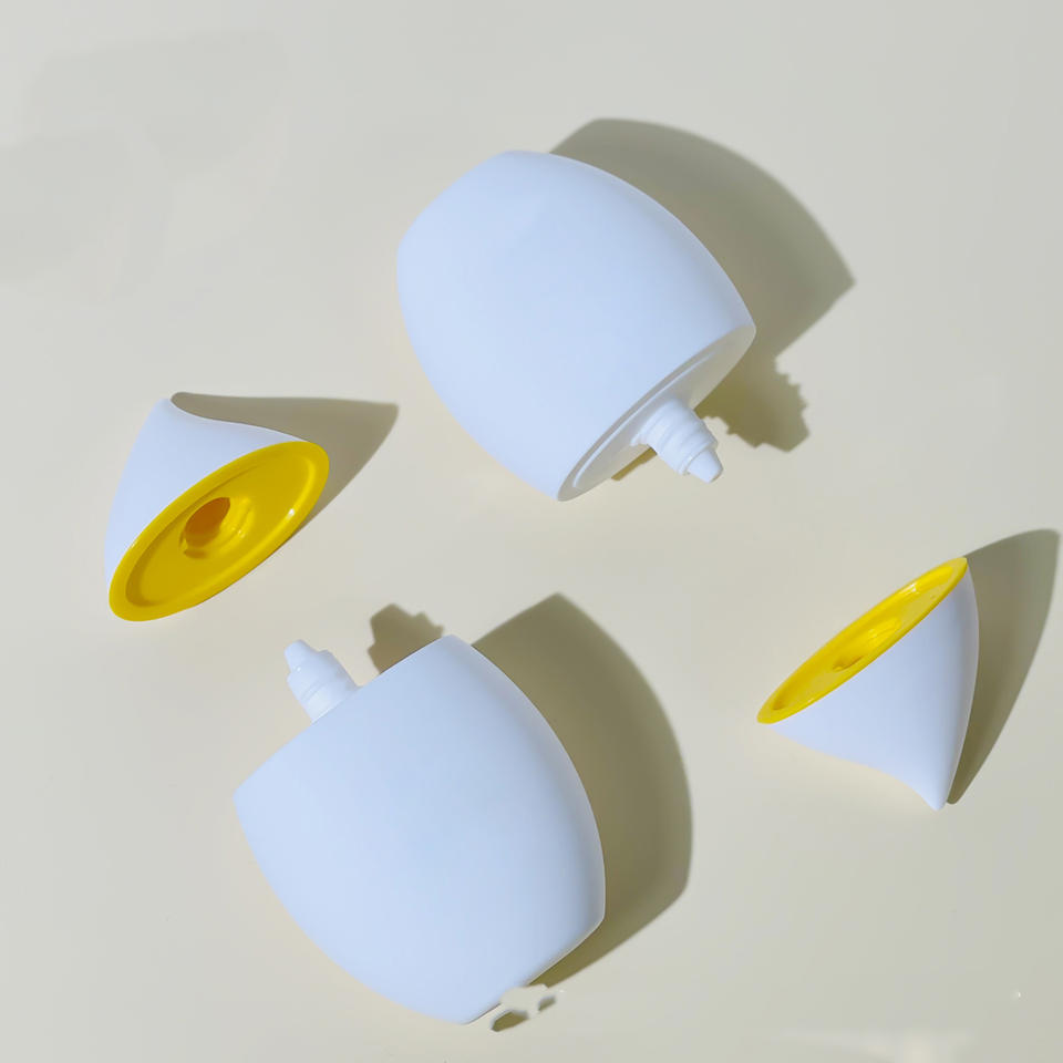 Mini bottle of sunscreen custom white 50G sunscreen cream bottle PP plastic foundation mini of sunscreen