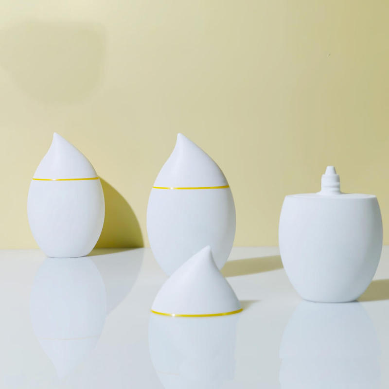 Mini bottle of sunscreen custom white 50G sunscreen cream bottle PP plastic foundation mini of sunscreen
