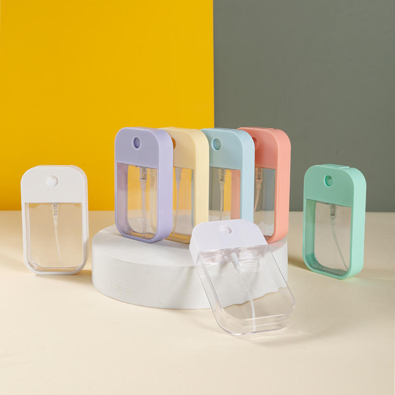 Hot-selling new 45ml convenient perfume bottled toner for use card plastic perfume bottle spray