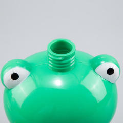 Hot cartoon frog shaped children's shower gel bottle shampoo bottle PVC panda shaped plastic animal lotion bottle.