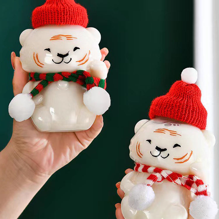 New design Wholesale Christmas Snowman Milk Tea Cup Plastic Bottle Special milk tea bottle