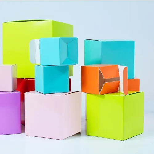 Factory price custom Logo packaging color gift cardboard solid color square DIY blind box empty box