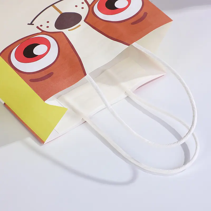 Cartoon cute paper packaging gift bag candy paper birthday gift bag with handle