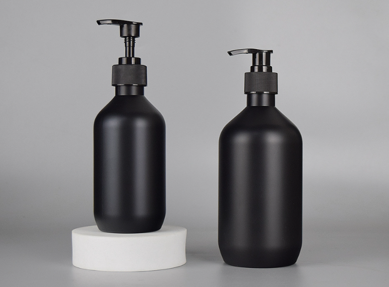 300ML 500ML Black matte PET plastic lotion shampoo push-type care dispenser bottle