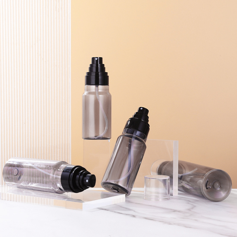 Cosmetic 100ML 120ML 150ML 200ML black plastic bottle with pump spray