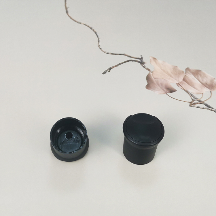 24/415 matte black body wash bottle disc top cap gammer for bath gel shampoo skin care bottles