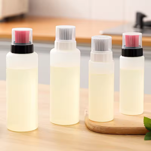 Customized 175ml 350ml BBQ Scale Bottle For Kitchen Condiment Oil Dispenser Bottle With Silicone Brush 2 In 1
