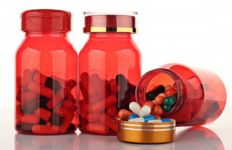 120ml red oblique shoulder bottle slip shoulder bottle plastic bottle PET capsule bottle high-end health care product packaging bottle