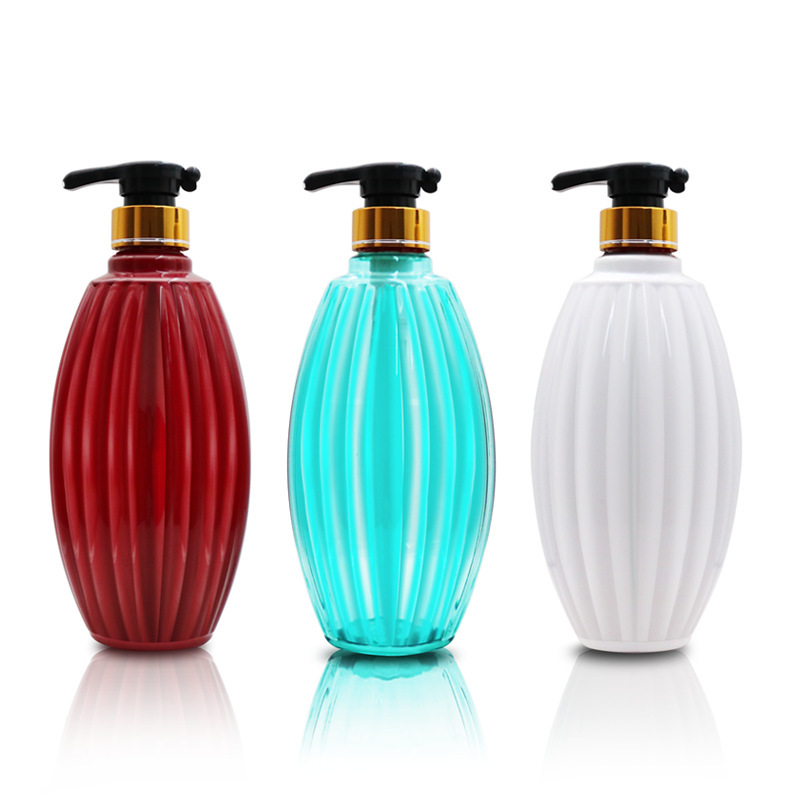 Boutique striped 550ml shampoo bottle PET special-shaped shower gel conditioner bottle with golden lotion pump