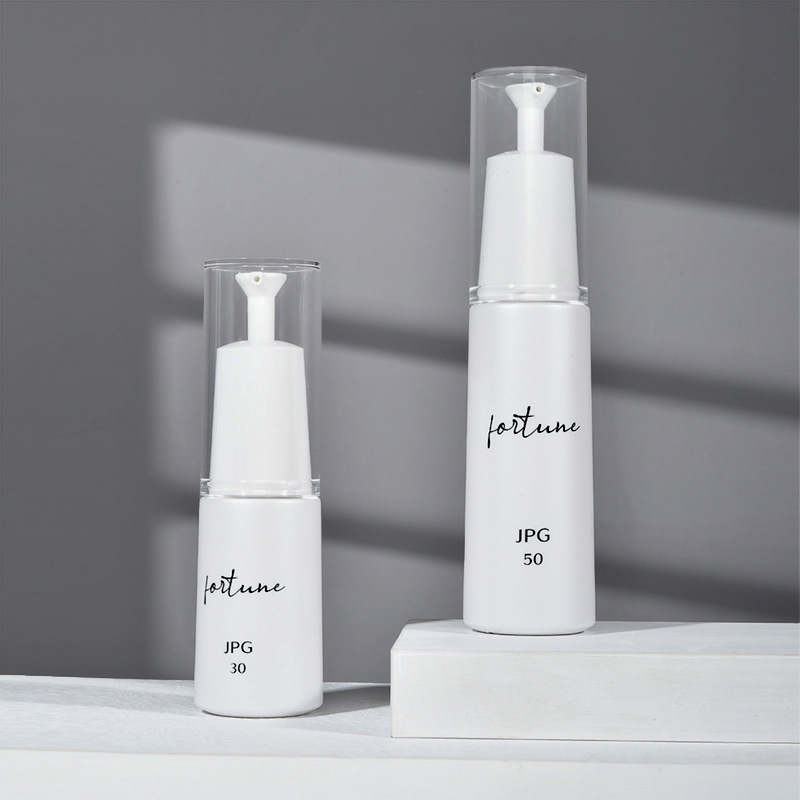 30ml,40ml,50ml Packaging PETG cosmetic bottle essence water lotion spray bottle