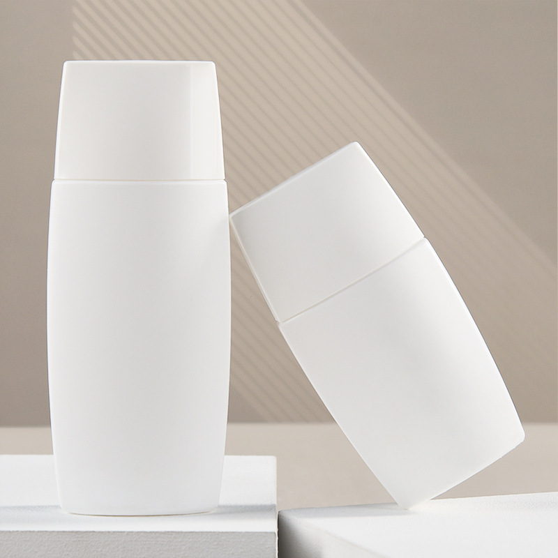 PE lotion bottle 30g50g press sunscreen bottle skin care product packaging material isolation cream hose hand cream bottle sub-bottle