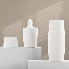 PE lotion bottle 30g50g press sunscreen bottle skin care product packaging material isolation cream hose hand cream bottle sub-bottle
