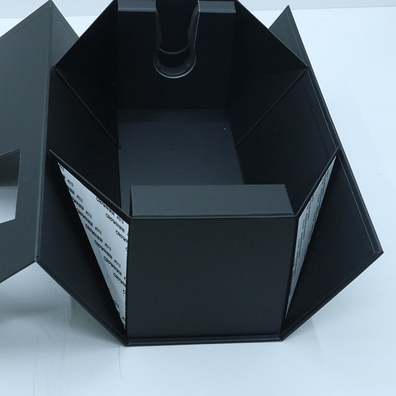 One-piece folding wine box manufacturer customized high-end window wine box gold-stamping flip wine wine packaging box