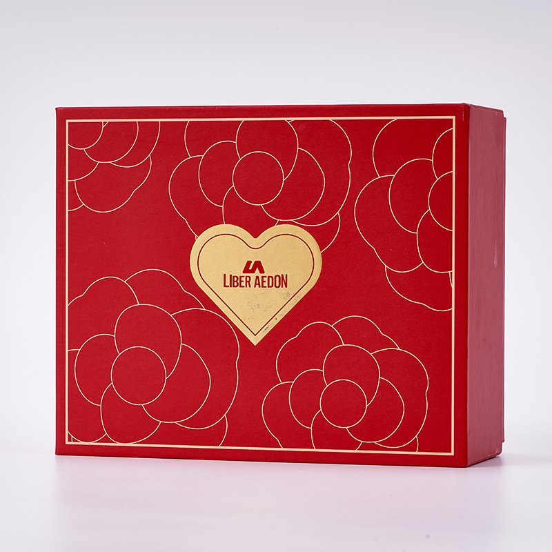 Watch box manufacturer customized New Year red Qixi gift couple watch gift box heart shaped