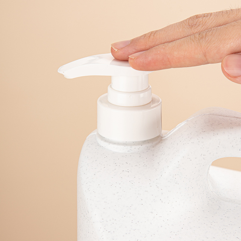 4.3L large capacity shampoo bottle laundry detergent press bottle shower gel PE plastic bottle