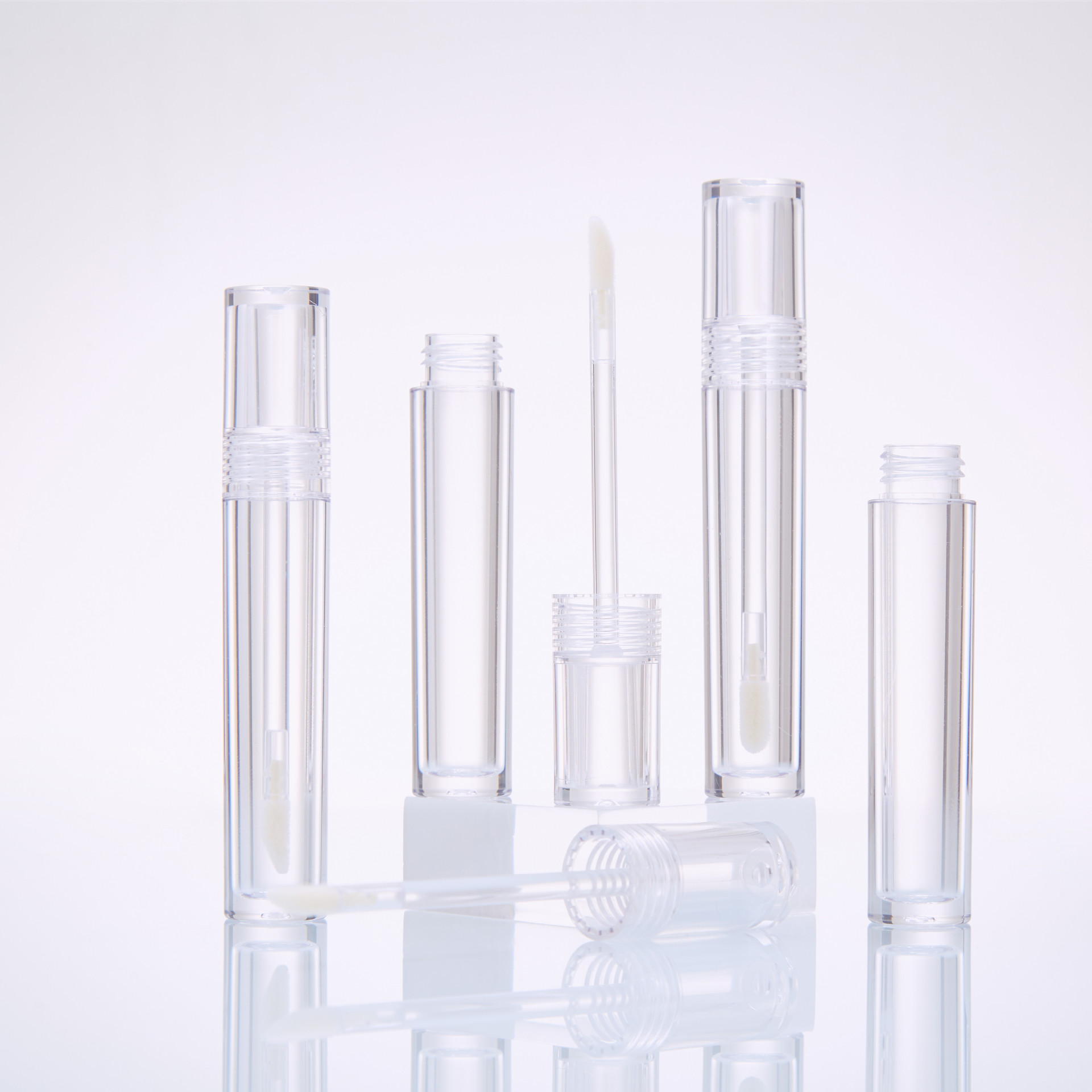 Fully transparent bottle lip glaze empty bottle lipstick empty tube injection transparent lip gloss tube cosmetics tube supply manufacturer wholesale