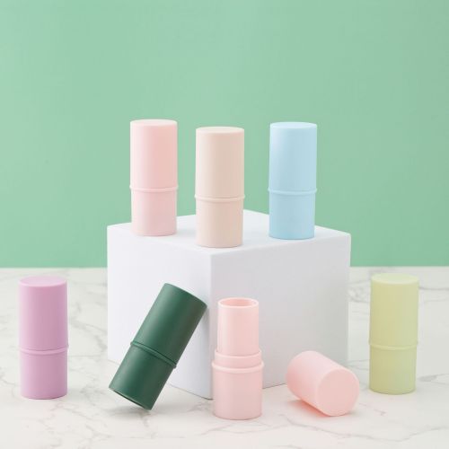 Lipstick tube, wormwood mint cream, empty tube, lithospermum cream tube, powder stick, concealer stick, solid balm packaging material, hot can, spot