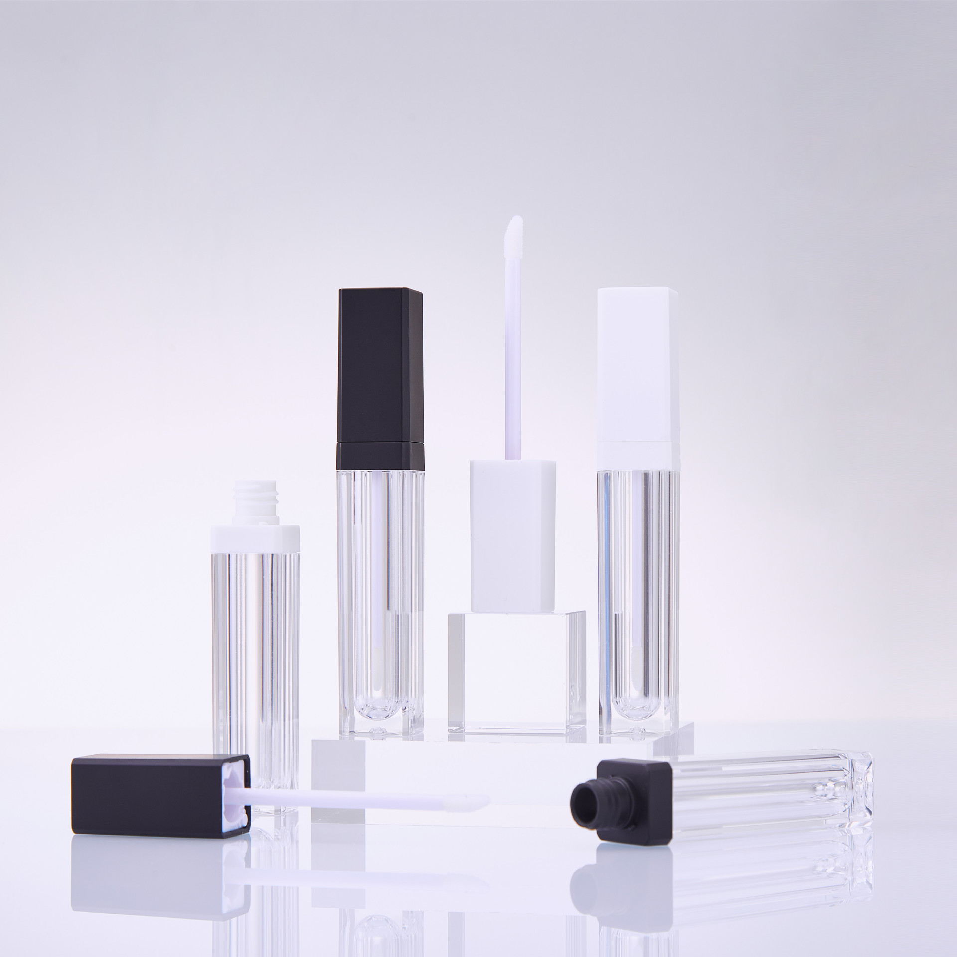 Frosted square lip gloss tube wholesale lip glaze bottle lip gloss tube empty tube packaging material sub-bottle capacity 7ml