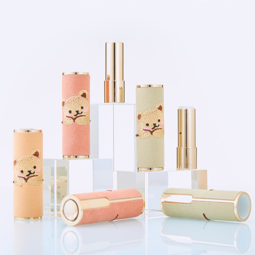 Handmade DIY homemade lipstick materials bear embroidery press round lipstick tube cute lipstick empty tube empty shell
