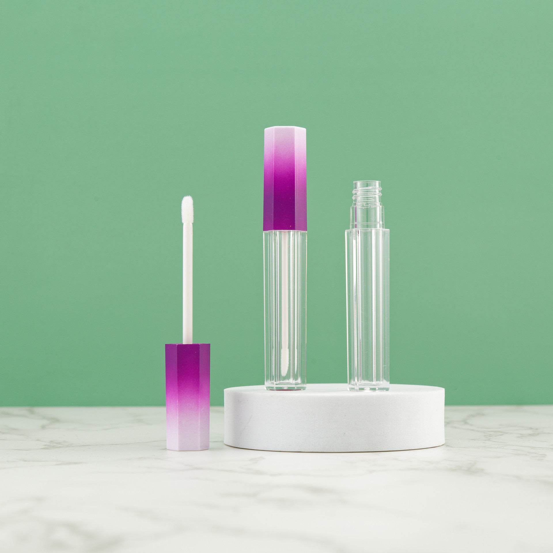 Hexagonal gradient lip gloss empty tube capacity 5ml transparent hexagonal lip glaze sub-bottle lipstick tube makeup packaging material