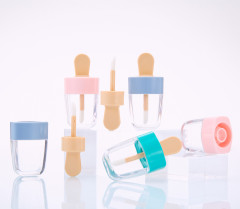 DIY lip glaze tube lipstick empty tube injection molded transparent lip gloss tube cosmetic tube supply manufacturer wholesale