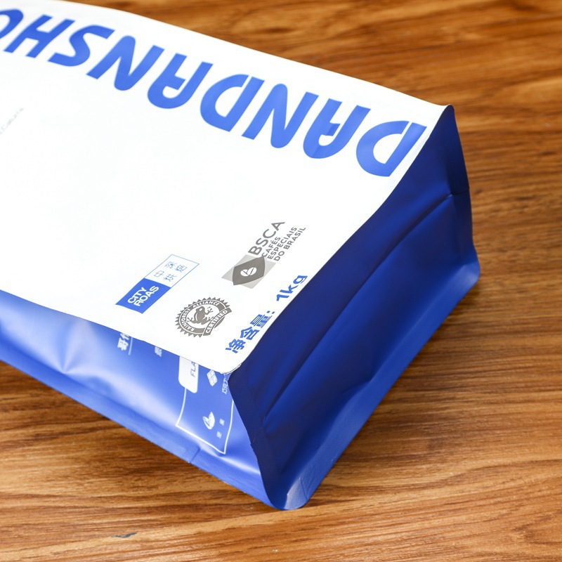 Customized food packaging bags eight-side seal pet food bags self-supporting ziplock packaging bags color printing aluminum foil bags coffee