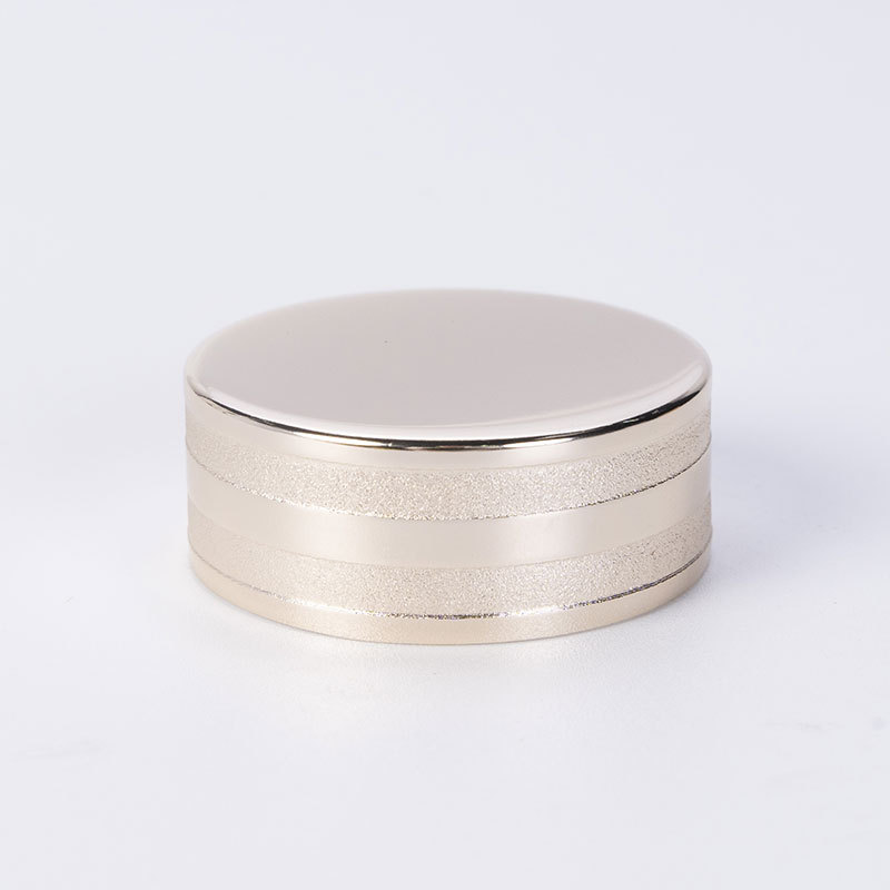 Factory direct supply plated cap wide mouth cap sealed bottle cap gold and silver cap color cap brushed sand rolling cap
