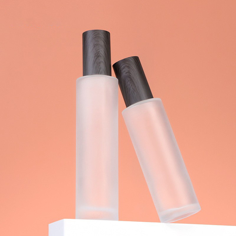 Cosmetic packaging 100ml frosted glass toner bottle 120ML matte gold cover makeup remover pure dew screw cap bottle
