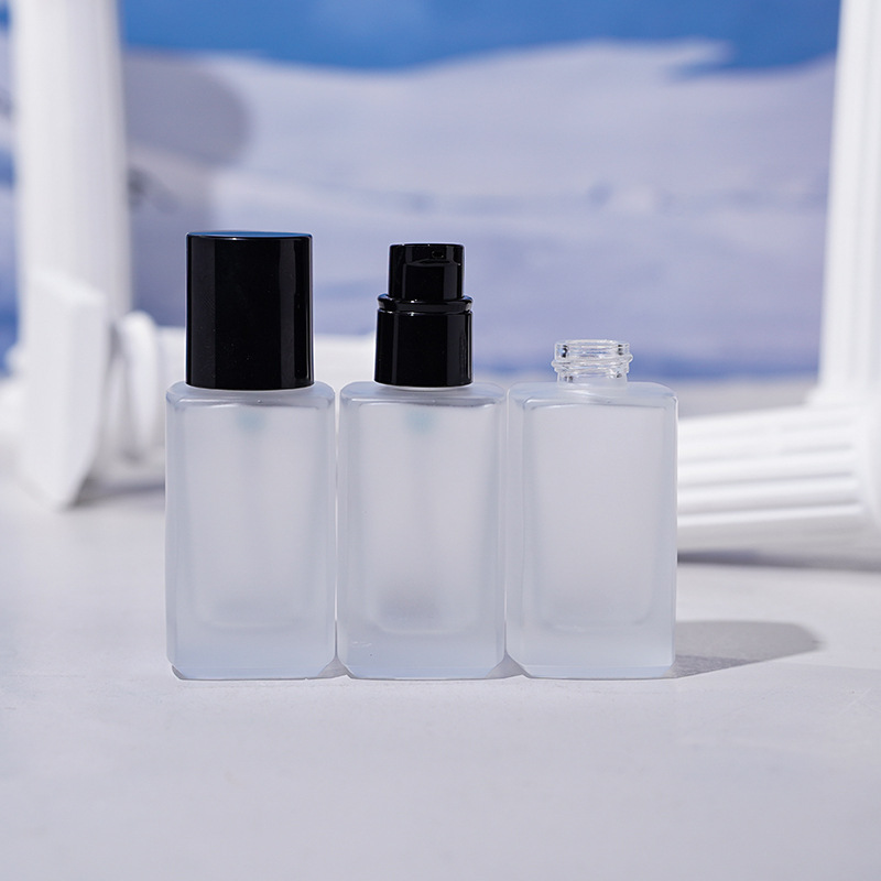 30ML liquid foundation bottle thick bottom cosmetic glass bottle LOGO printing isolation cream sub-bottle frosted bottle spot
