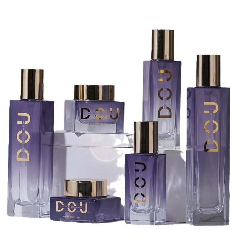 New cosmetic packaging material high-end glass bottle square lotion bottle foundation bottle customized cream packaging bottle
