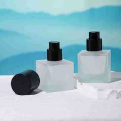Square liquid foundation bottle thick bottom cosmetic glass bottle LOGO printing isolation cream packaging bottle frosted bottle empty bottle
