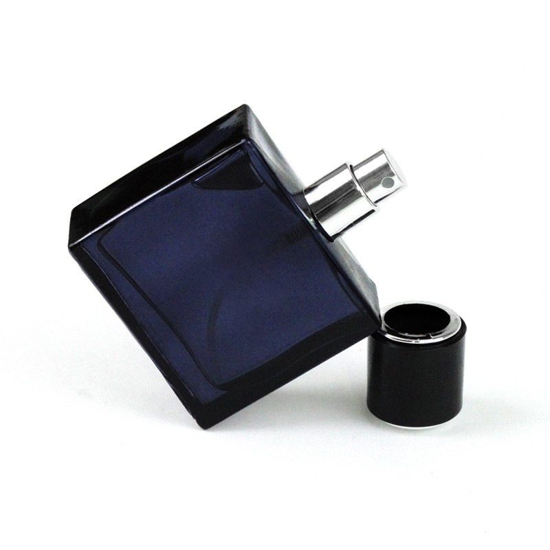 High-end men's perfume bottle 50ML gradient flat square perfume spray bottle glass empty bottle bayonet fine mist sub-bottle