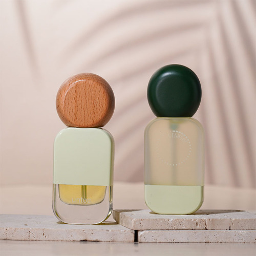 New two-color process liquid foundation bottle 20ML isolation bottle 30ML essence liquid empty bottle 50ML wood grain cover