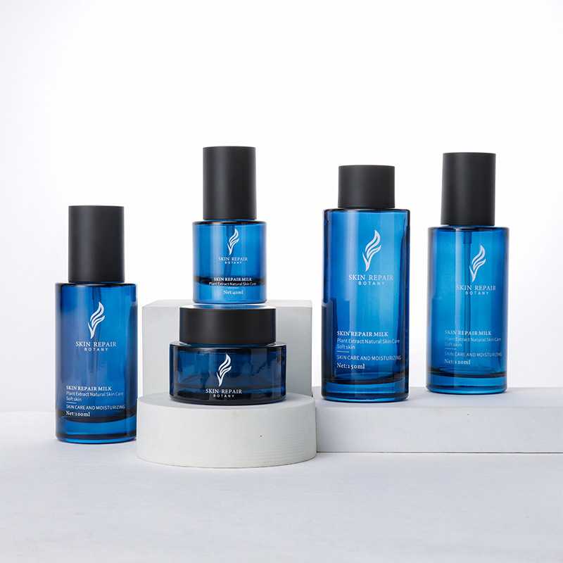 Straight round slightly fat cosmetic glass packaging material Flat shoulder lotion bottle 150ML toner moisture bottling