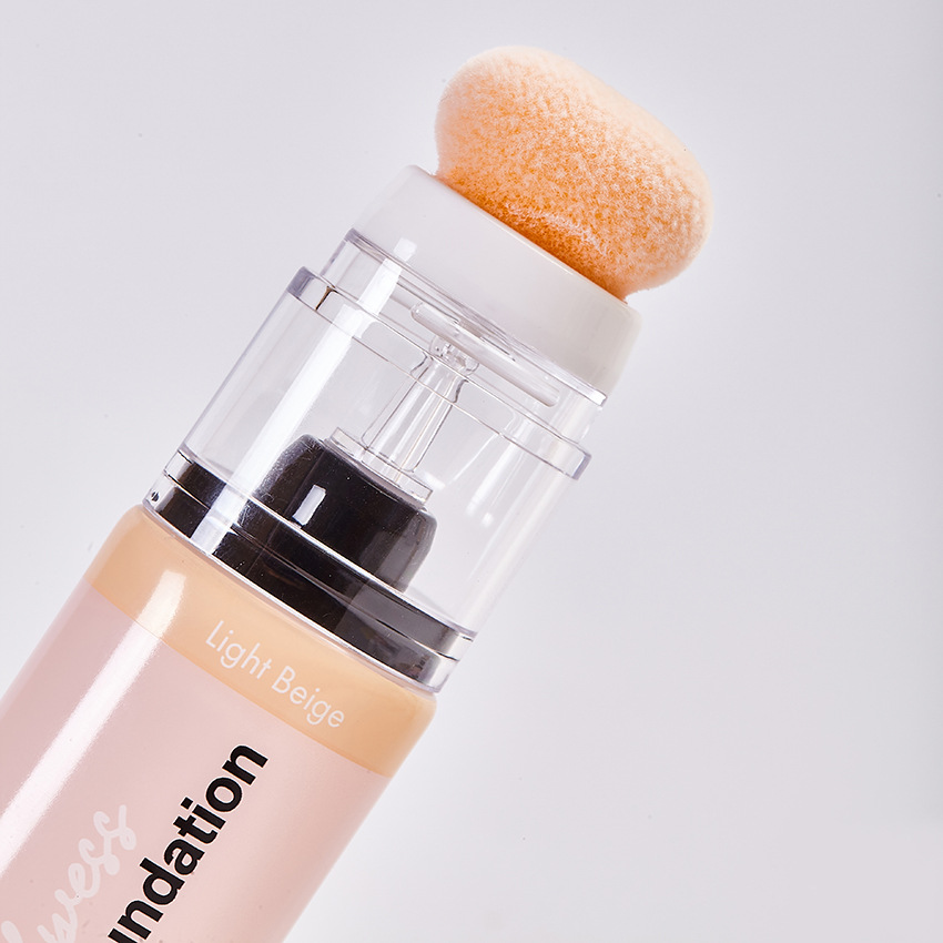 Makeup featured creative packaging material customized 60g PE liquid foundation hose with water drop sponge head