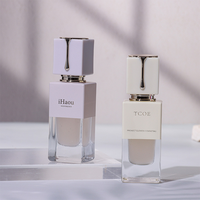 New two-color process liquid foundation bottle 20ML isolation bottle 30ML essence liquid empty bottle 50ML wood grain cover